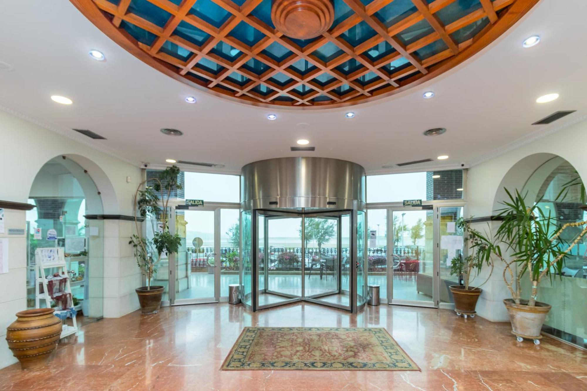 Hotel Milagros Golf Mogro Exterior foto